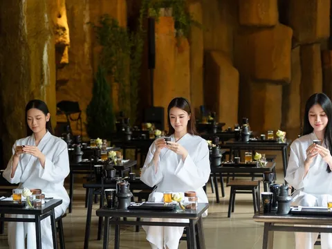 Các hoa hậu kể câu chuyện “di sản sống” cà phê tại Buôn Ma Thuột