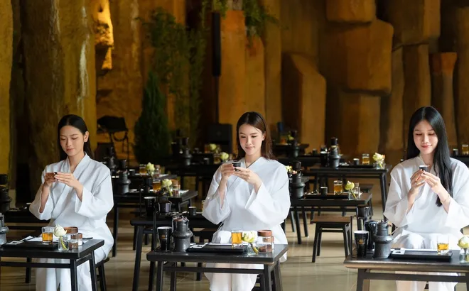 Các hoa hậu kể câu chuyện “di sản sống” cà phê tại Buôn Ma Thuột